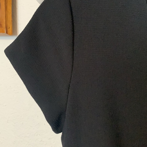 Club Monaco Black Colby mini Cocktail Dress with scalloped bottom Size 0 - Picture 6 of 6